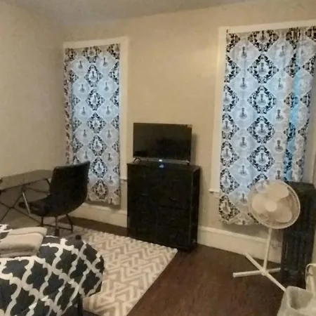 Homestay B&B In Boston - 3 Locations In Dorchester Exterior photo