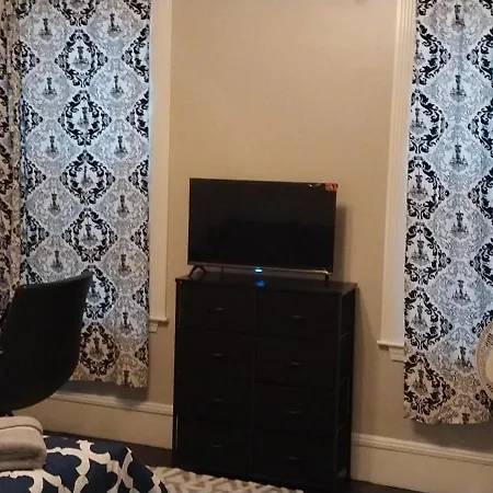 Homestay B&B In Boston - 3 Locations In Dorchester Exterior photo