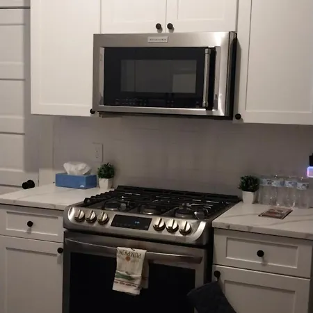 Homestay B&B In Boston - 3 Locations In Dorchester Exterior photo