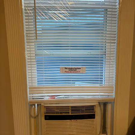 Homestay B&B In Boston - 3 Locations In Dorchester Exterior photo