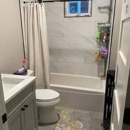 Homestay B&B In Boston - 3 Locations In Dorchester Exterior photo