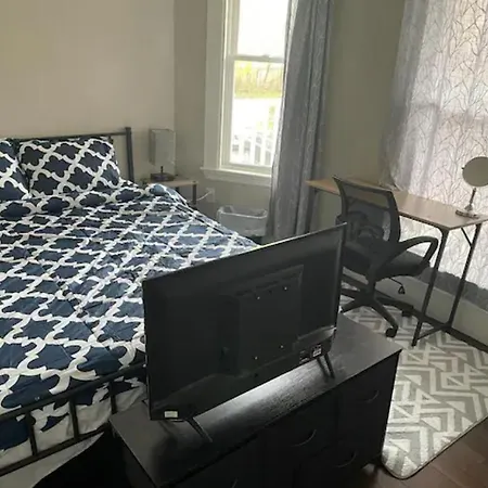 Homestay B&B In Boston - 3 Locations In Dorchester Exterior photo