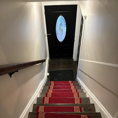 Homestay B&B In Boston - 3 Locations In Dorchester Exterior photo
