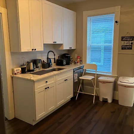 Homestay B&B In Boston - 3 Locations In Dorchester Exterior photo