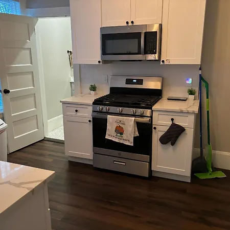 Homestay B&B In Boston - 3 Locations In Dorchester Exterior photo