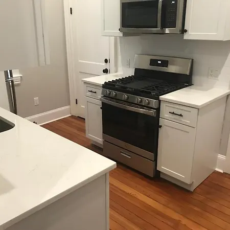 Homestay B&B In Boston - 3 Locations In Dorchester Exterior photo