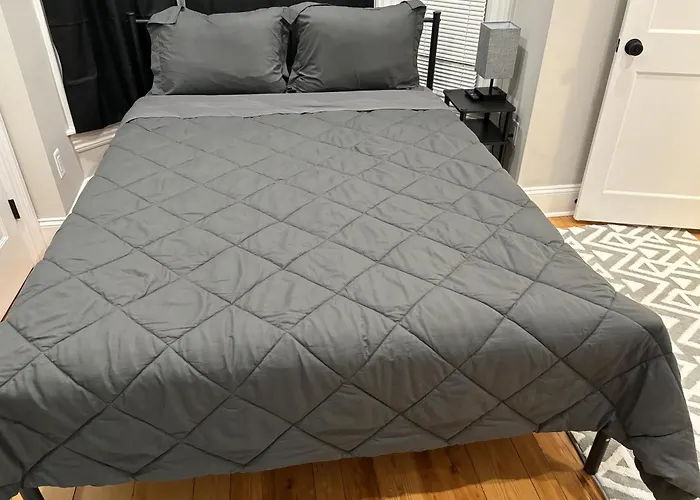 Homestay B&B In Boston - 3 Locations In Dorchester